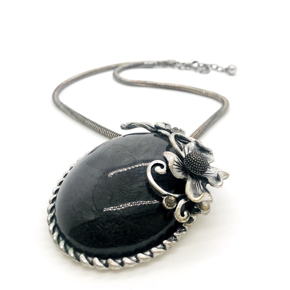 Vintage Ornate Nouveau Huge Pendant Necklace - Picture 12 of 12